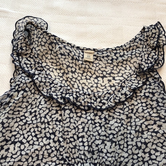 Old navy ruffle tank top - Picture 3 of 3